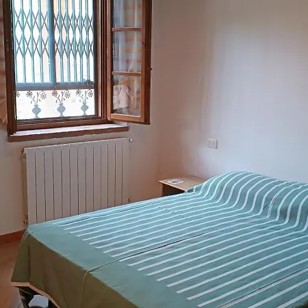 Casetta Di Ciccy & Moma Помая