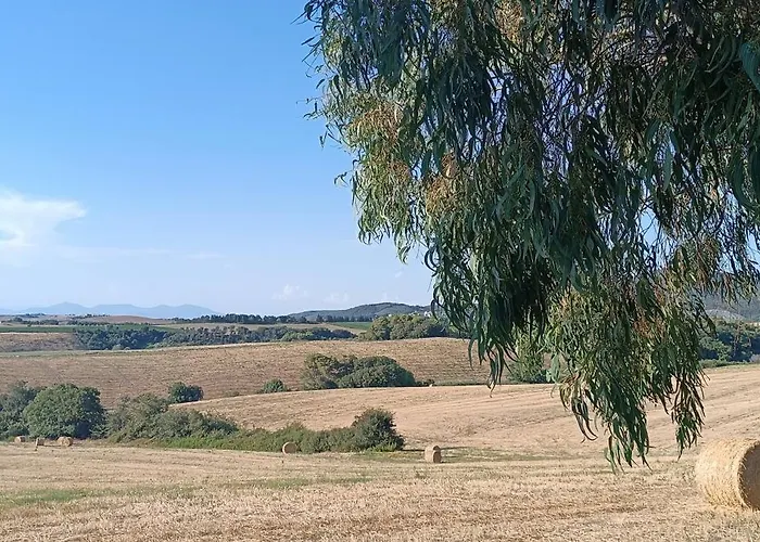 בית נופש Casetta Di Ciccy & Moma Pomaia